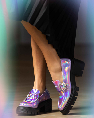 心熠爱“履” 爱“耀”一起 STUART WEITZMAN 七夕限定胶囊系列缱绻而至