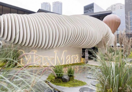 Max Mara「桀骜女主角」成都太古里线下体验空间璀璨揭幕