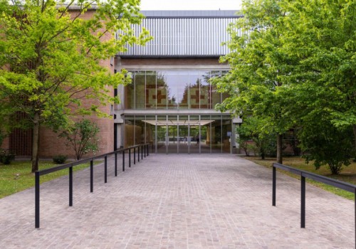 Max Mara 女性艺术奖开启全球巡回，首站落地印尼雅加达MACAN博物馆