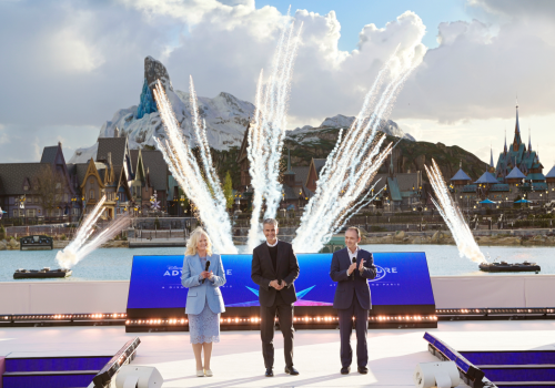 巴黎迪士尼乐园全新时代启幕：“冰雪奇缘世界”亮相，迪士尼探险世界焕新登场！