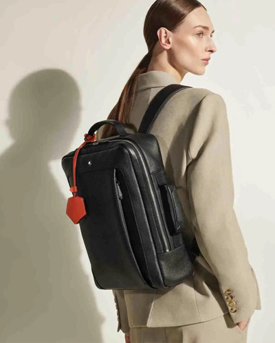 万宝龙2026春夏系列推出全新廓形双肩包